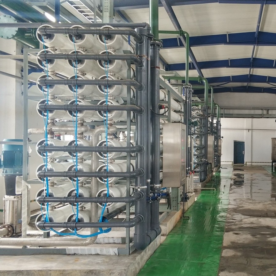 Reverse osmosis desalination system (4)